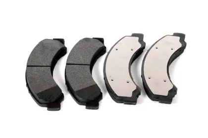 Imagen de Balatas de Disco Ceramica SCD825 Para Chevy Low Cab Frwrd 3500 2016-2023, Chevy Low Cab Frwrd 4500hd 2017-2023, Chevy Low Cab Frwrd 6500xd 2018-2021, y Otros